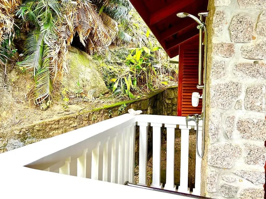 Hilltop South - Villa Bougainville Takamaka