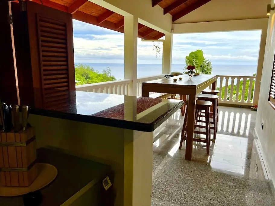 Hilltop South - Villa Bougainville Takamaka