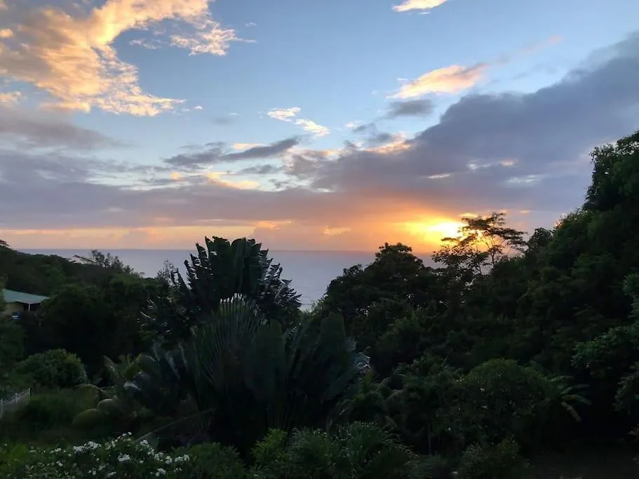 Hilltop South - Villa Bougainville Takamaka