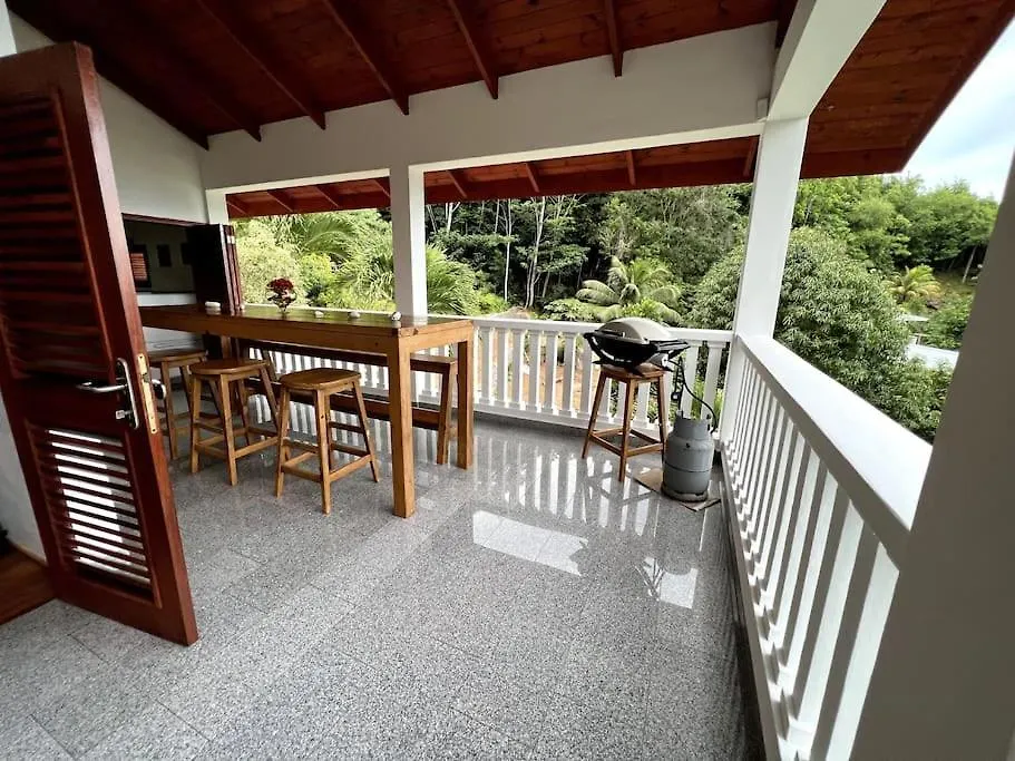 Hilltop South - Villa Bougainville Takamaka Seychelles