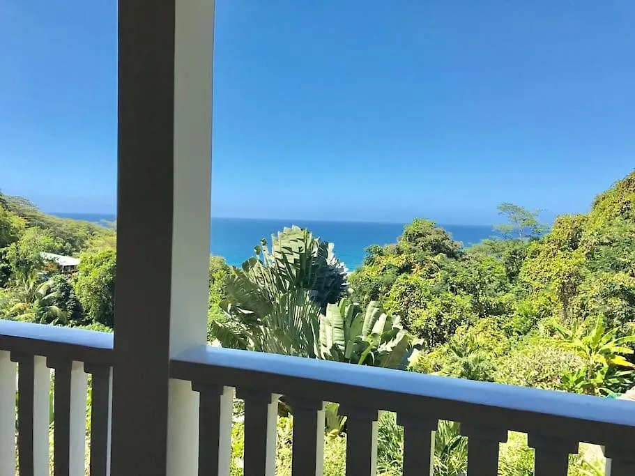 Hilltop South - Villa Bougainville Takamaka