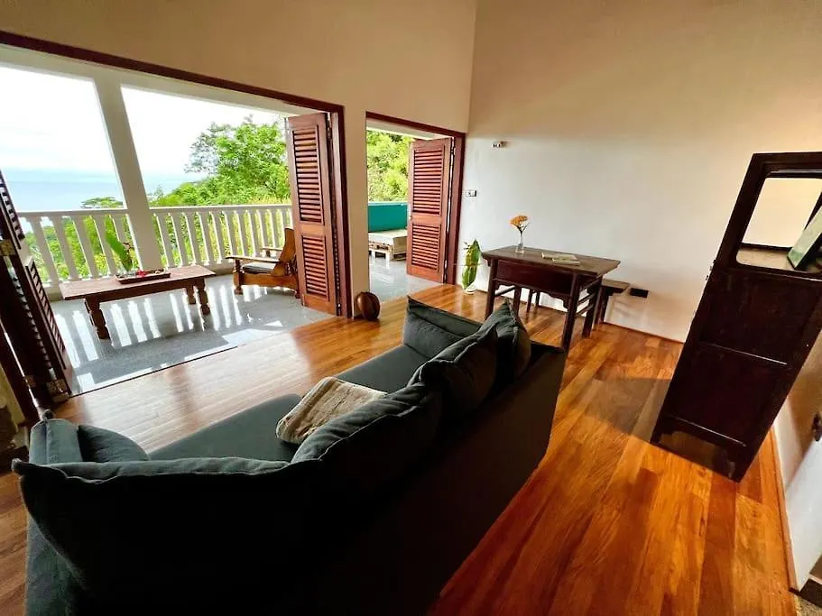 Hilltop South - Villa Bougainville Takamaka